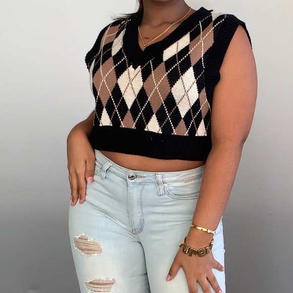 Cropped sweater vest - Picture 2 of 2